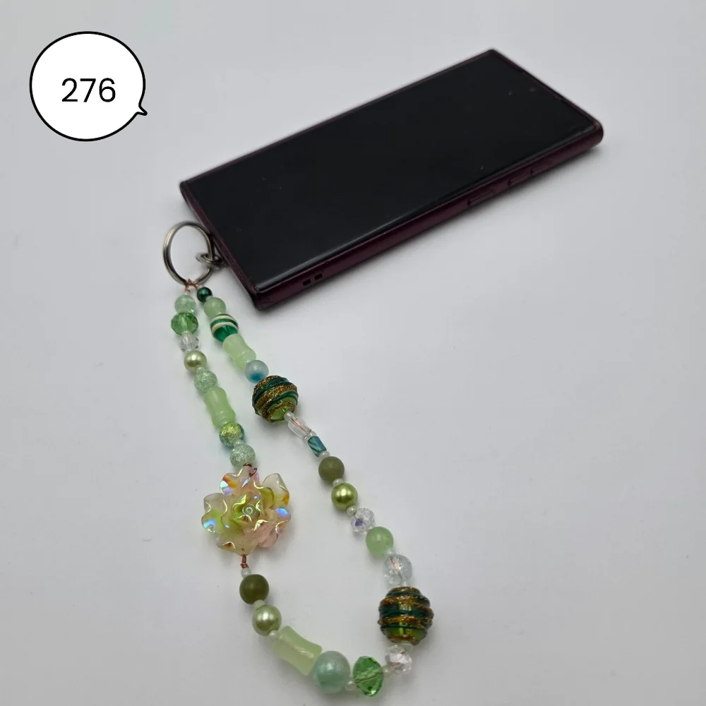 Handmade Green Beaded Phone Charm – Cute Wrist Strap Accessory - Picture 2 of 4